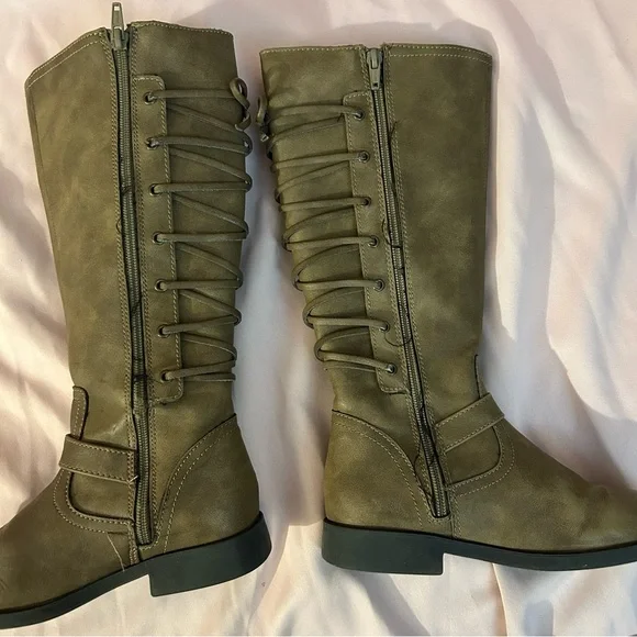 Girls knee high lace up boots - Picture 8 of 15